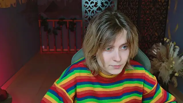 Snapshot of LolaAsmus chatting on 02/07/25, 02:04 LolaAsmus online show from 02/07/25, 02:04