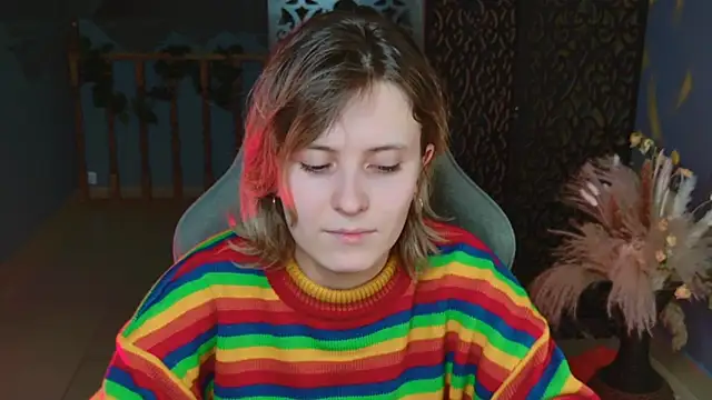 Snapshot of LolaAsmus chatting on 02/07/25, 08:42 LolaAsmus online show from 02/07/25, 08:42