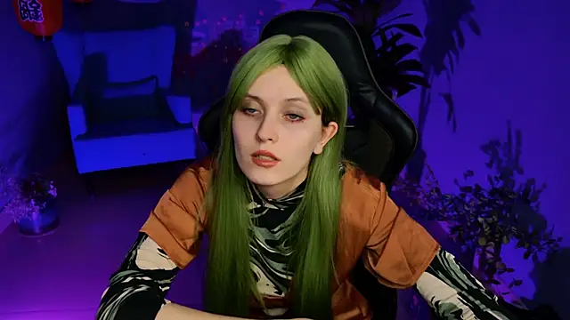 Snapshot of LolaAsmus chatting on 02/22/25, 05:35 LolaAsmus online show from 02/22/25, 05:35