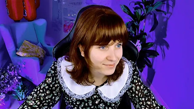 Snapshot of LolaAsmus chatting on 09/23/25, 05:10 LolaAsmus online show from 09/23/25, 05:10