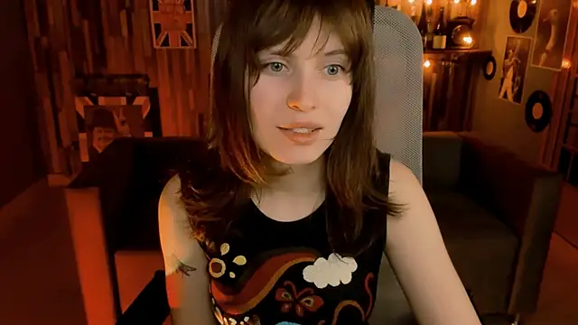 LolaAsmus online show from 02/05/26, 09:25