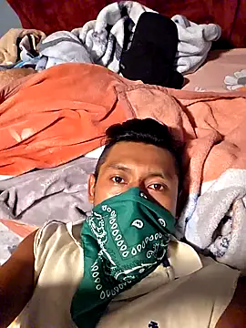 Jovende28 online show from 11/04/25, 02:21