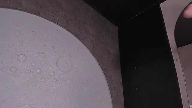 Snapshot of MilaHal_ chatting on 02/08/25, 09:36 MilaHal online show from 02/08/25, 09:36