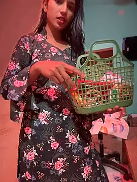 Snapshot of DiyAsingHh chatting on 12/10/24, 02:59 DiyAsingHh online show from 12/10/24, 02:59