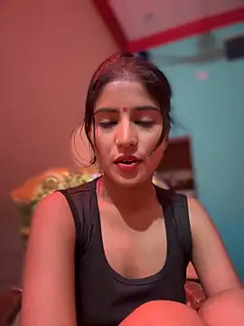 Snapshot of DiyAsingHh chatting on 02/01/25, 04:56 DiyAsingHh online show from 02/01/25, 04:56