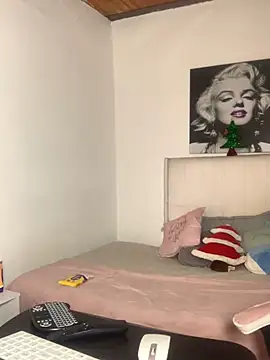 Snapshot of playsecrets chatting on 01/06/25, 04:13 playsecrets online show from 01/06/25, 04:13