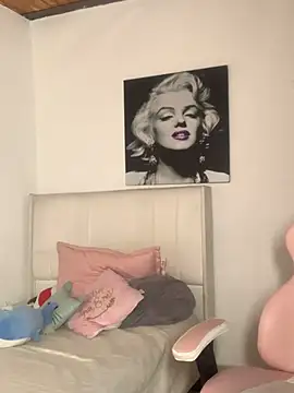 Snapshot of playsecrets chatting on 01/11/25, 04:25 playsecrets online show from 01/11/25, 04:25