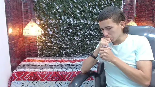 JackSwan18 online show from 01/22/25, 01:11