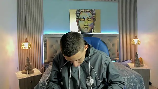 JackSwan18 online show from 11/28/25, 08:22