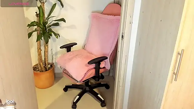 Snapshot of bruneettklaryss chatting on 01/19/25, 07:58 bruneettklaryss online show from 01/19/25, 07:58