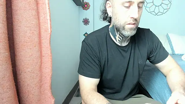 Antoniohot2024 online show from 01/10/25, 02:45