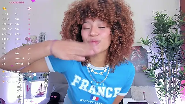 natty romanof 18 online show from 01/23/25, 03:32