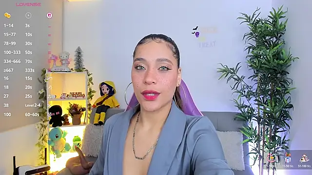 natty romanof 18 online show from 11/28/25, 11:02