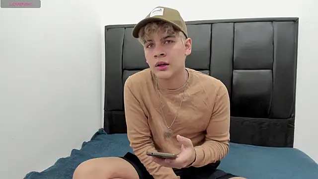 Javierdisousa online show from 09/10/25, 03:50