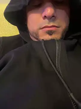 Insaneskillzz69 online show from 04/17/26, 12:30