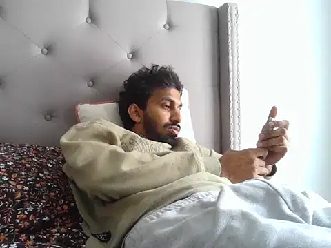 skinny  boy   online show from 02/23/26, 06:16