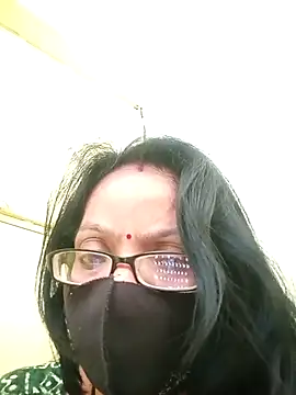 Snapshot of heenage chatting on 02/21/25, 10:50 heenage online show from 02/21/25, 10:50