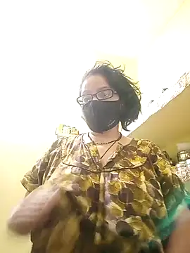 Snapshot of heenage chatting on 02/28/25, 03:04 heenage online show from 02/28/25, 03:04