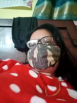 Snapshot of heenage chatting on 11/19/25, 01:00 heenage online show from 11/19/25, 01:00