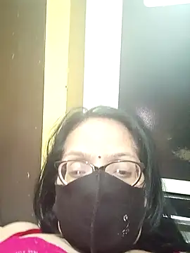 heenage online show from 03/10/26, 07:35