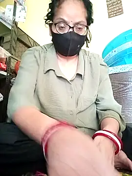 heenage online show from 04/09/26, 08:31