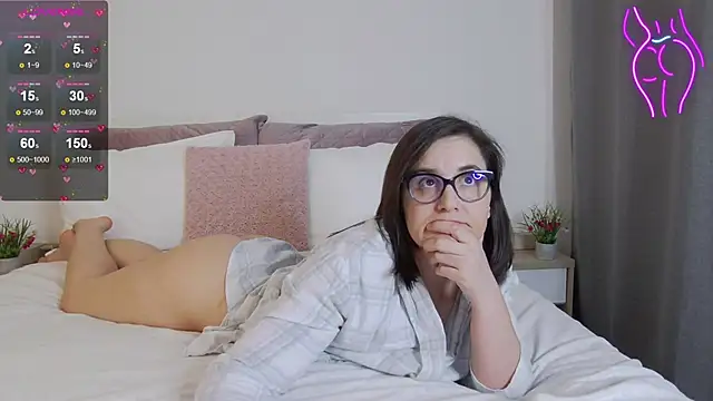 SophieeRain online show from 02/16/25, 09:16