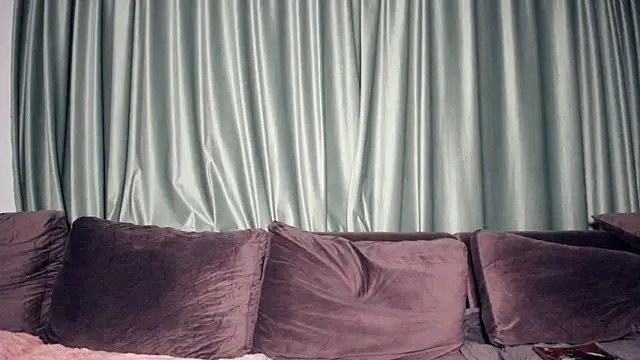 LaraStone69 online show from 07/11/26, 06:54