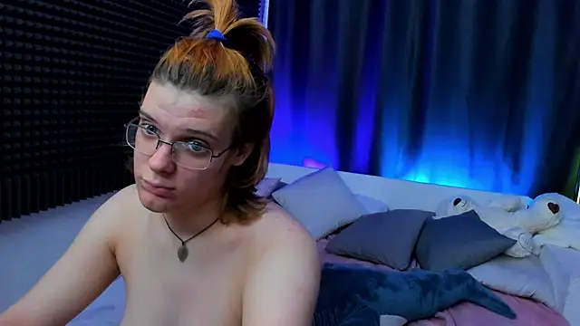 KIKI Krash online show from 12/30/24, 05:55