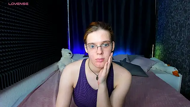 KIKI Krash online show from 01/10/25, 04:41