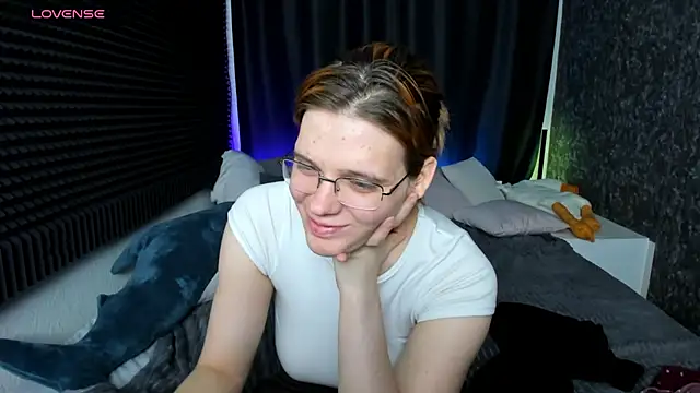 KIKI Krash online show from 01/25/25, 05:40