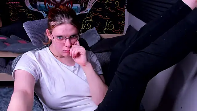 KIKI Krash online show from 02/21/25, 04:48