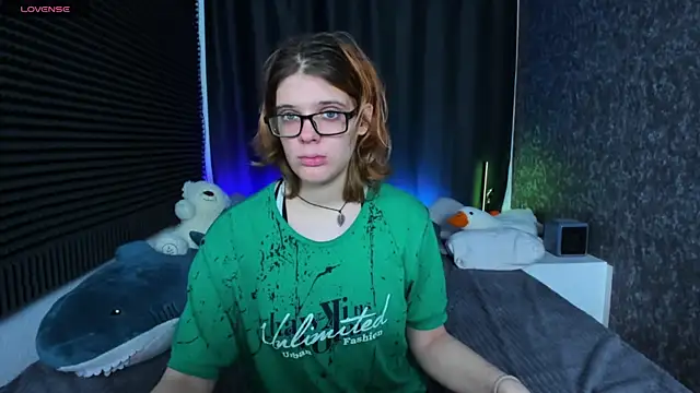 KIKI Krash online show from 03/13/25, 11:51