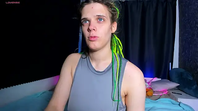 KIKI Krash online show from 11/09/25, 10:35