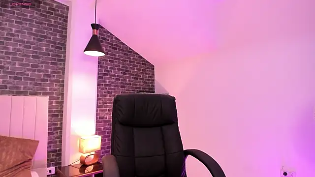 Dantesuarez28 online show from 04/16/26, 02:34