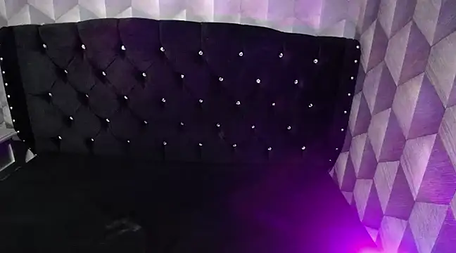 Sofiacowperx online show from 02/07/25, 07:06