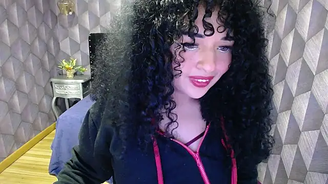 Sofiacowperx online show from 03/02/25, 06:08