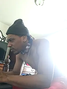 bigboytoy912 online show from 04/18/26, 03:49