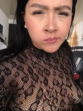 Abigail Cowen online show from 10/09/25, 04:16