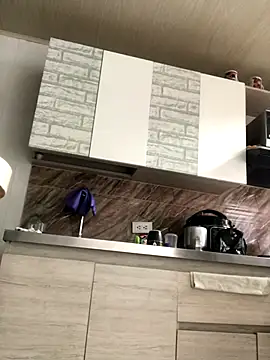 Abigail Cowen online show from 10/17/25, 03:47