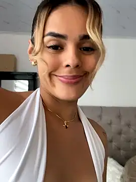 ZoeJohnsoon online show from 11/01/25, 06:54