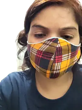 illay love online show from 09/28/25, 06:41