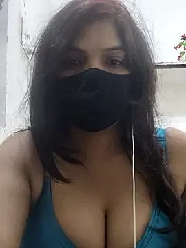 illay love online show from 10/28/25, 06:10