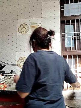 illay love online show from 11/04/25, 05:28