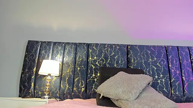 Sophia Lemos online show from 01/09/26, 11:13