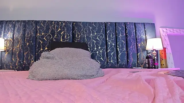 Sophia Lemos online show from 01/15/26, 01:37