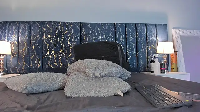 Sophia Lemos online show from 01/17/26, 02:00