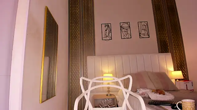 zoe sky  online show from 04/17/26, 11:35