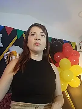 Adel Nesbiit online show from 09/24/25, 07:28