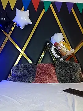 Adel Nesbiit online show from 09/26/25, 07:29