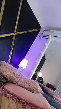 Adel Nesbiit online show from 11/28/25, 08:22